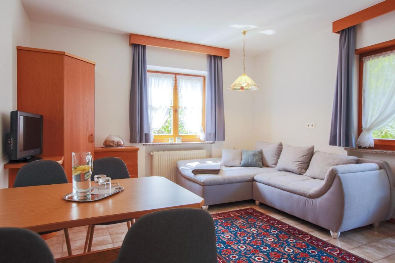 פלאוס Mayr Apartments מראה חיצוני תמונה